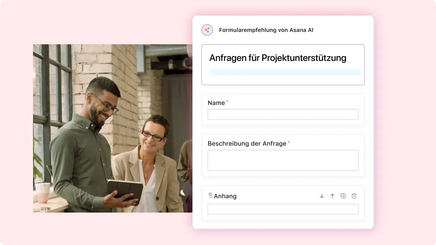 Bild von zwei Mitarbeitenden, die eine Anfrage für Projektunterstützung auf Asana Intelligence ausfüllen: Abstrakte Asana-Produkt-UI