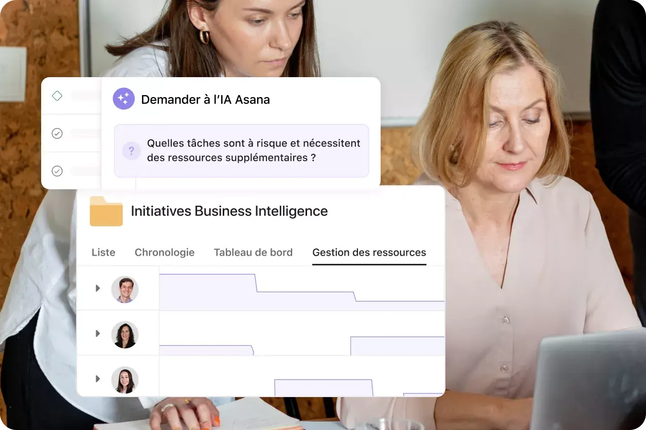 Image qui représente deux employés utilisant l’IA Asana : exemple de l’interface utilisateur produit sur Asana