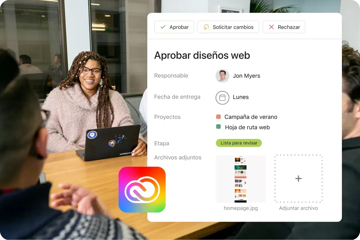 Interfaz de usuario de producto de Asana de la aprobación de los trabajos creativos de la campaña